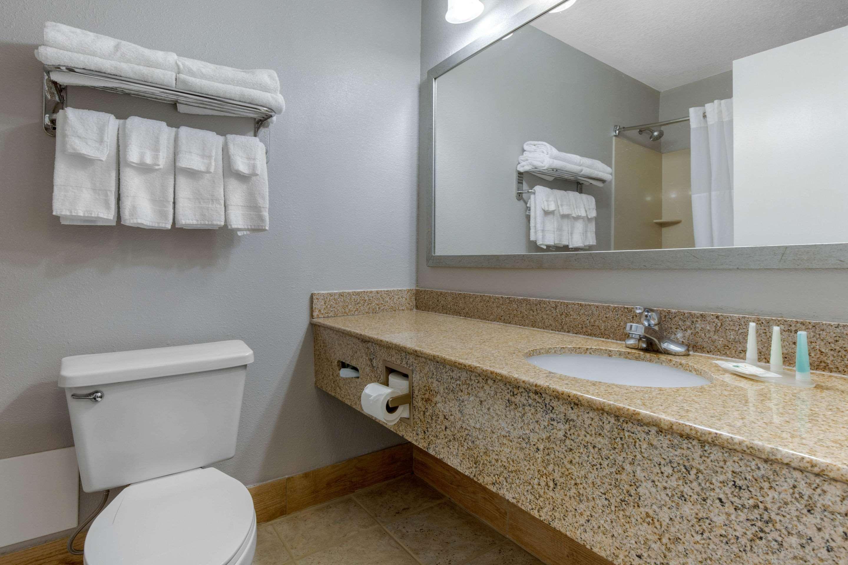 Quality Inn Carolina Oceanfront Kill Devil Hills Exterior foto
